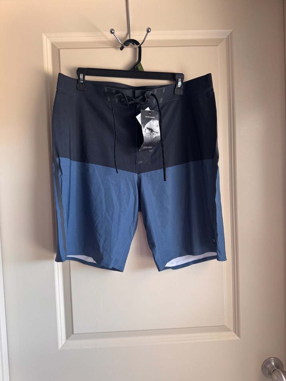 Outerknown Apex Trunk Board Shorts Colorblock Black Blue Size 34 NWT